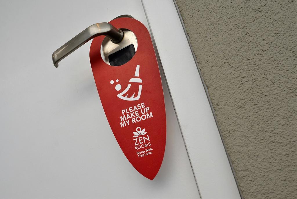 Zen Rooms Orchard Singapore Exterior photo